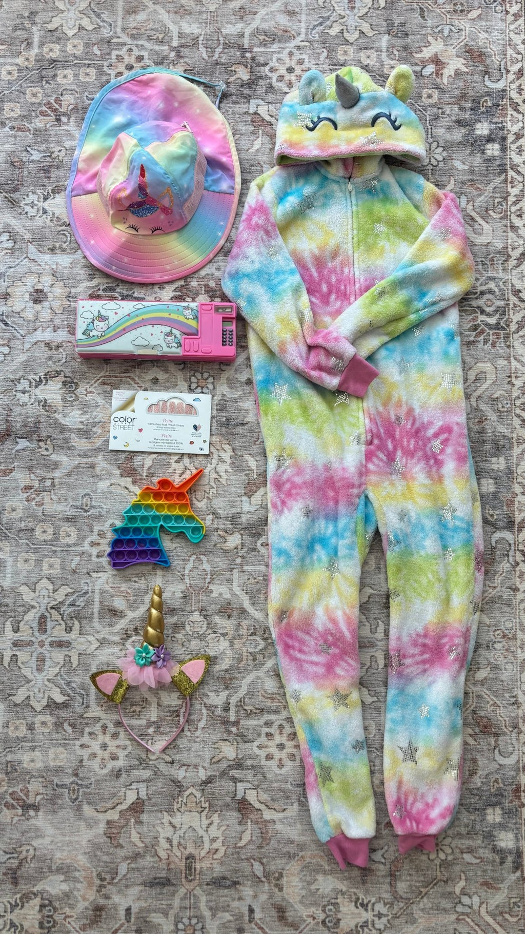 Vacationing Unicorn - Fox Haven Gifts