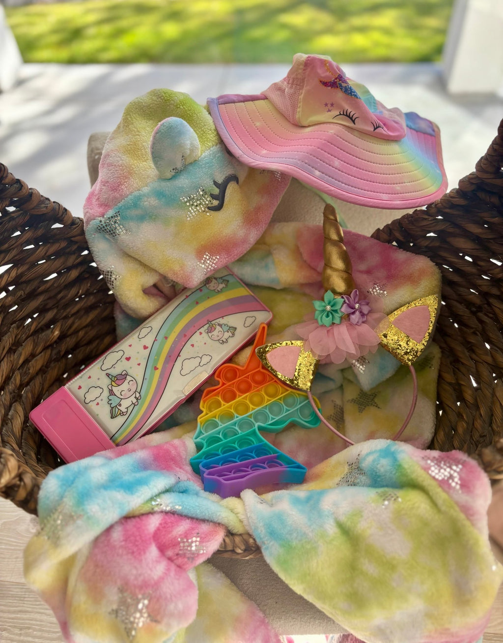 Vacationing Unicorn - Fox Haven Gifts