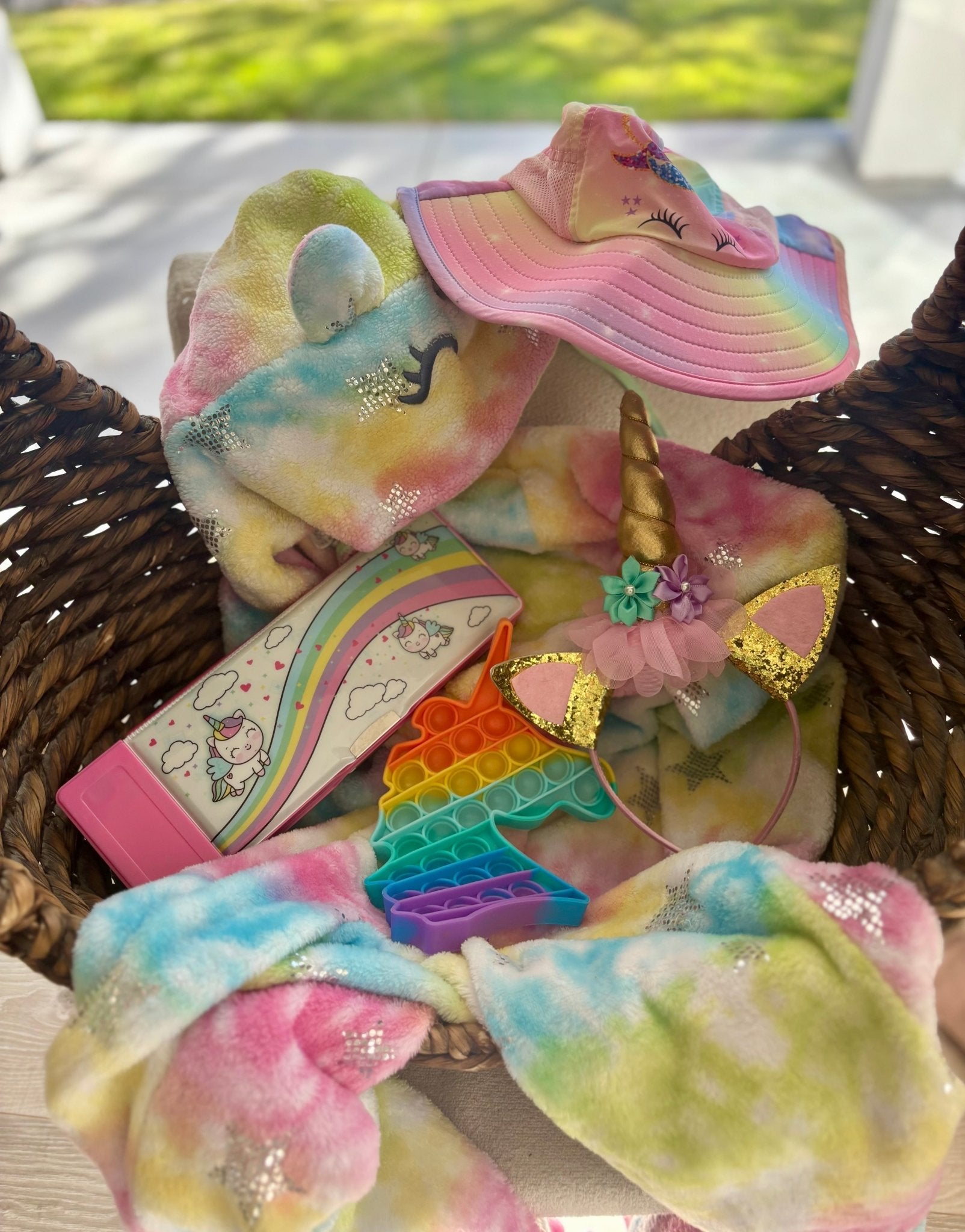 Vacationing Unicorn - Fox Haven Gifts